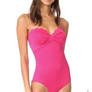 Kate Spade Womens Dive Right in Scallop Bandeau One Piece Swimsuit, Medium